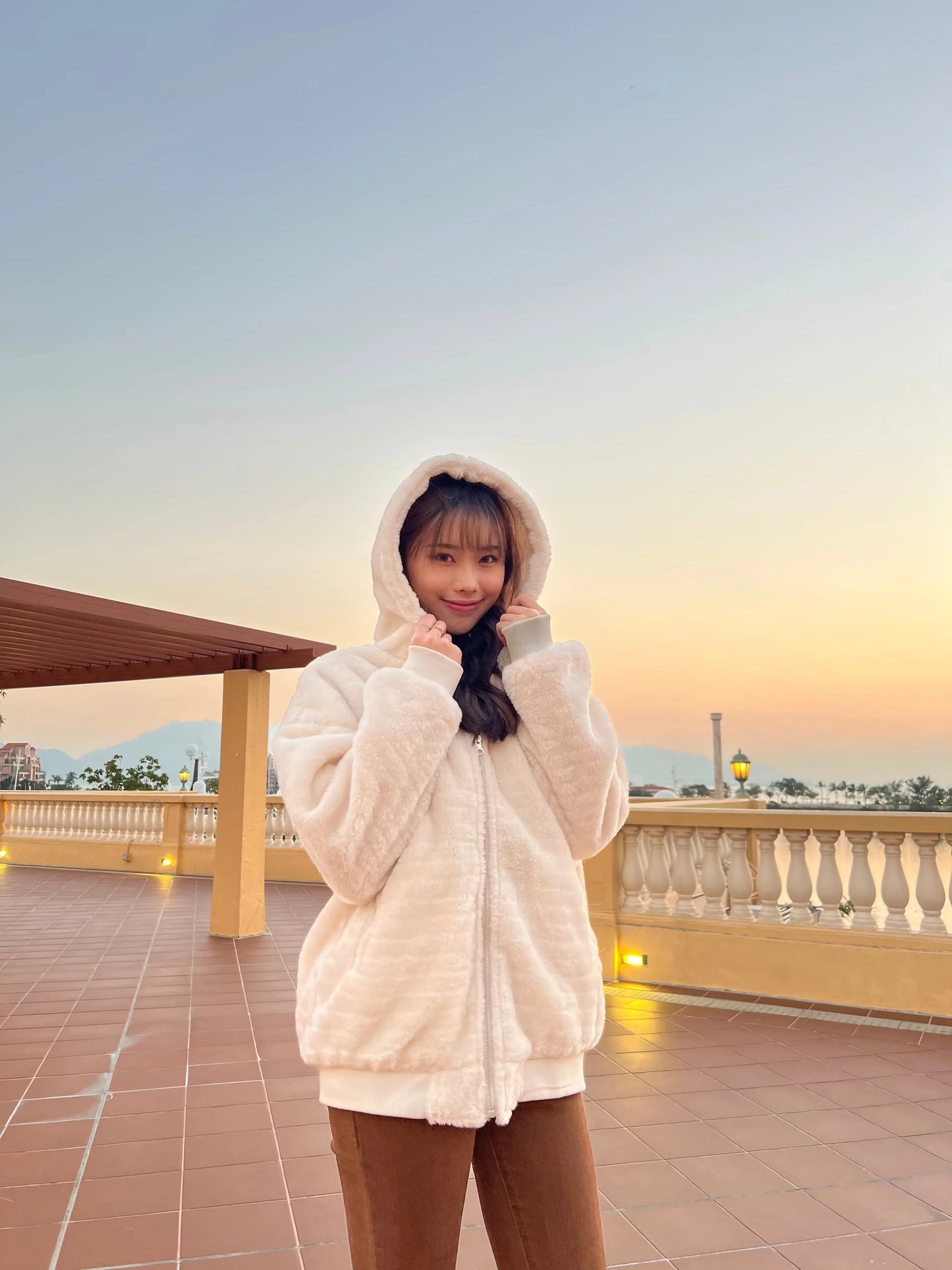 Andrea reversible coat - Glamorous oootd