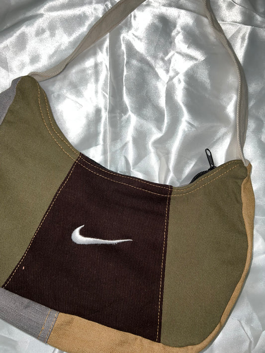 [T013] Nike remade shoulder bag - Glamorous oootd