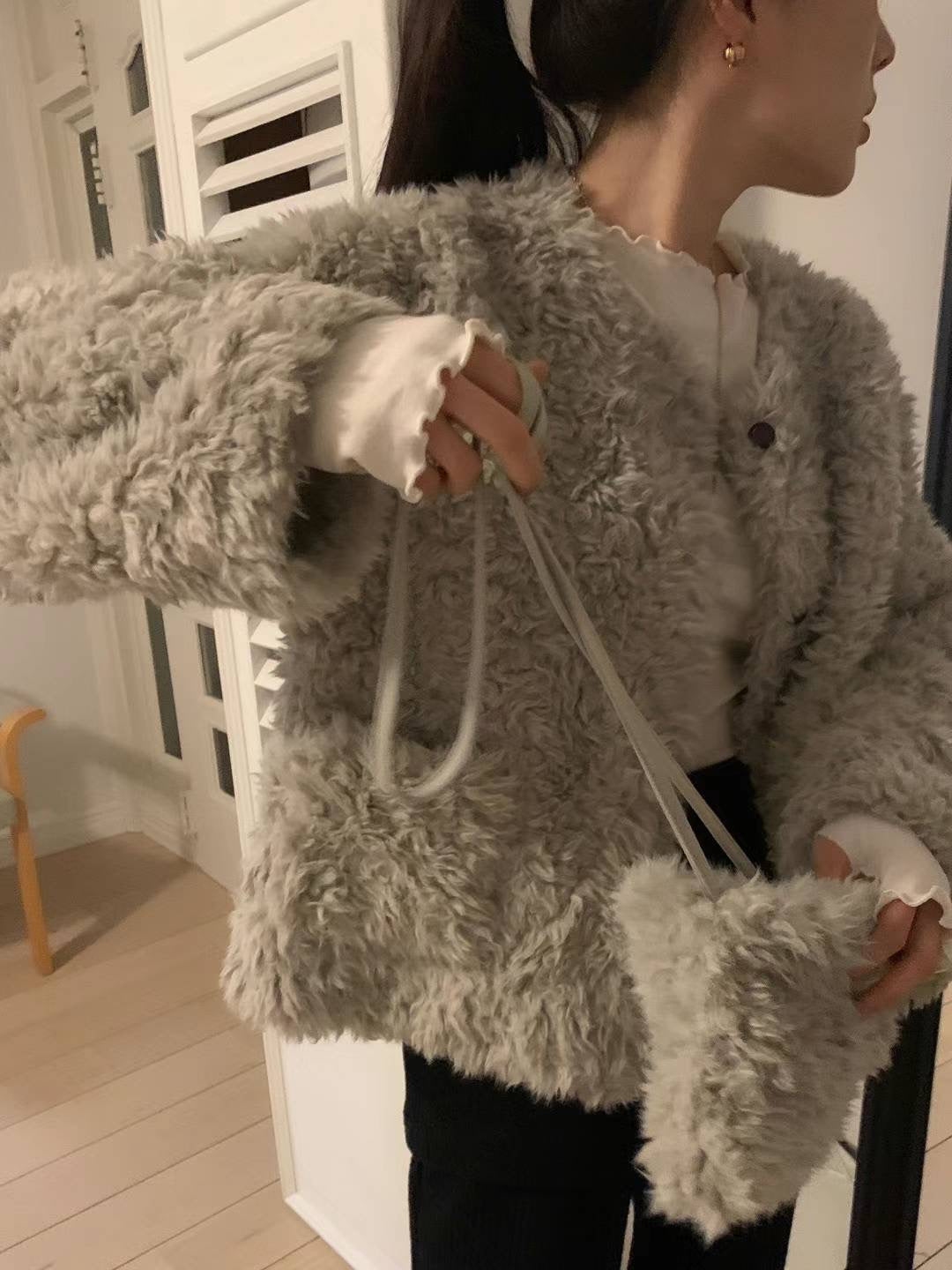 <可愛軟綿綿連袋外套~> Puffy Fluffy coat with bag - Glamorous oootd