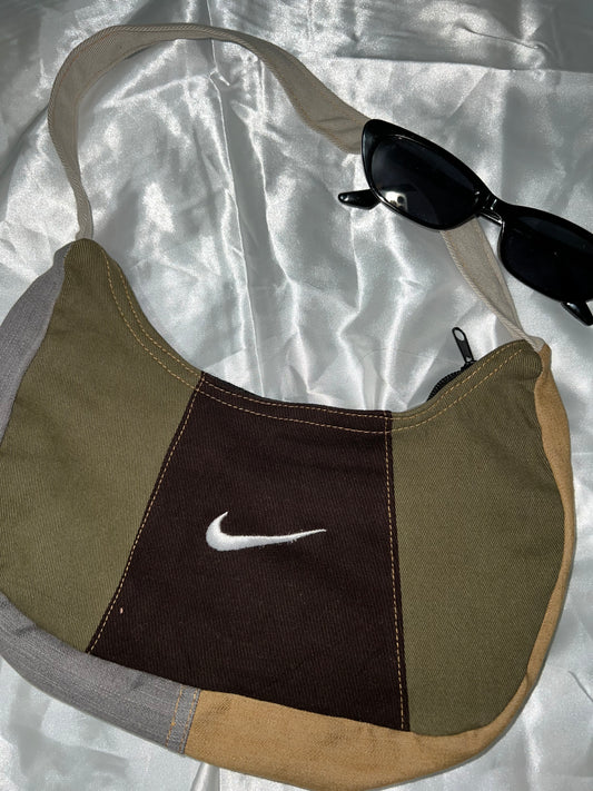 [T013] Nike remade shoulder bag - Glamorous oootd